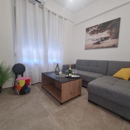 Lady Di Apartments Kaštela Екстериор снимка